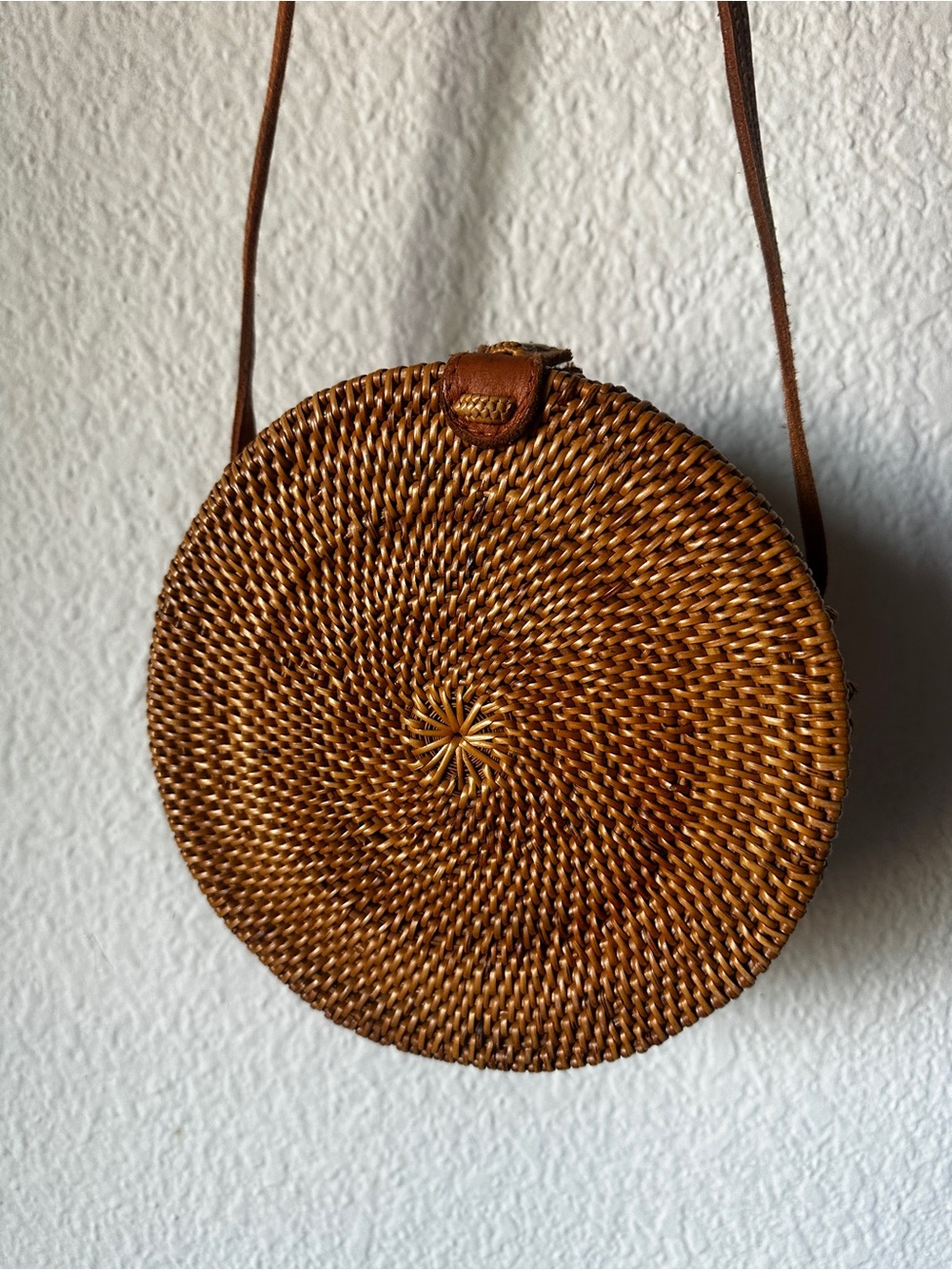 Round Woven Wicker Crossbody Bag